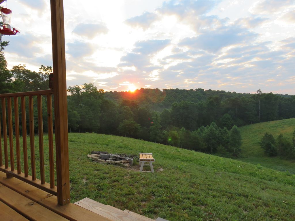 Hilltop Cabin